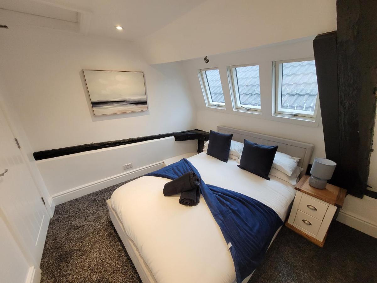 Wallgate House Apartments- Step Back Into History With Catchpole *