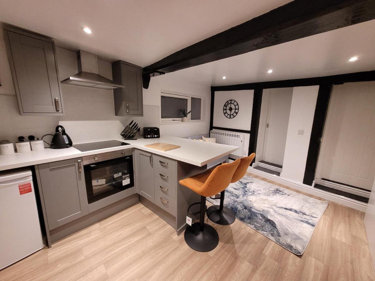 Wallgate House Apartments- Step Back Into History With Catchpole Colchester