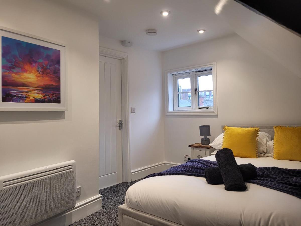 Wallgate House Apartments- Step Back Into History With Catchpole